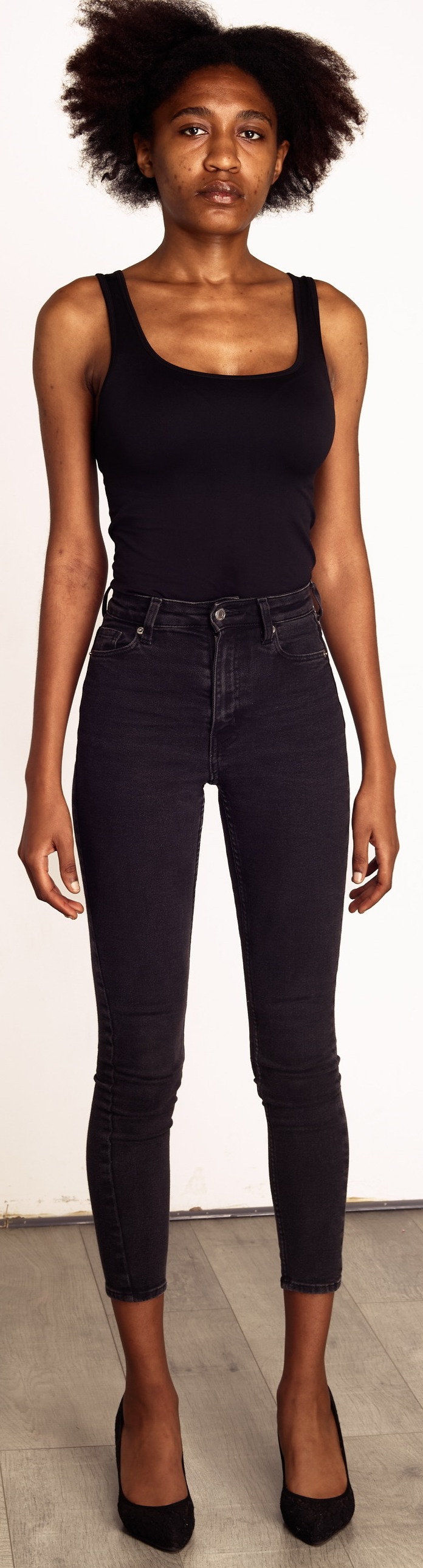 Body crop look 3