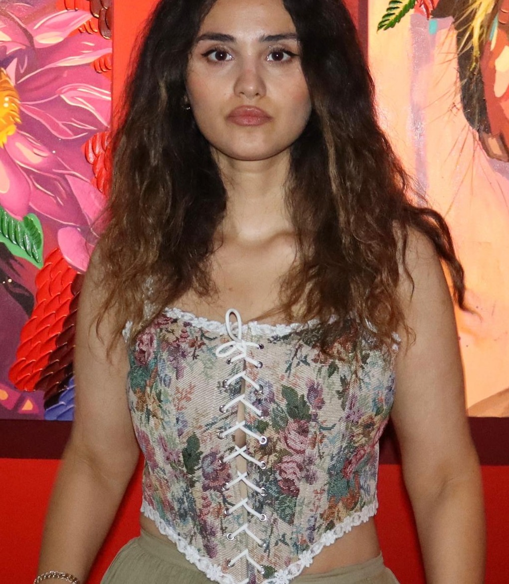 Body crop look 2