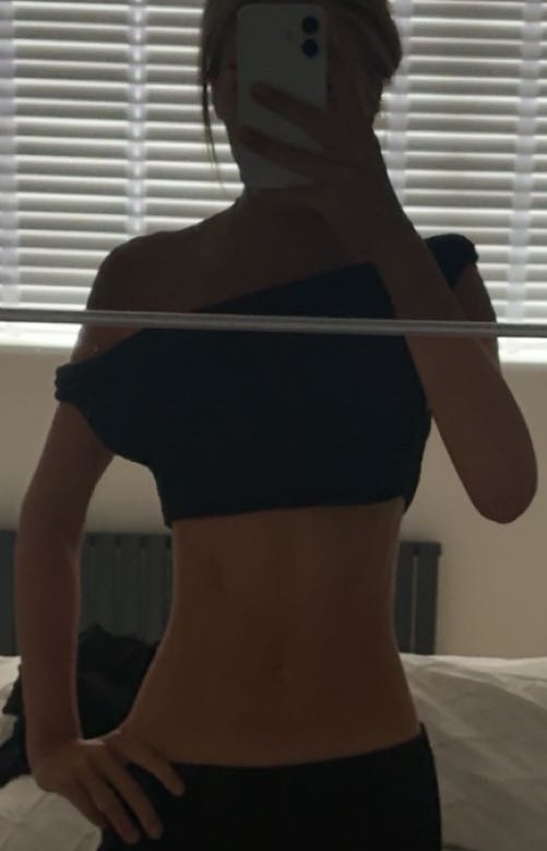 Body crop look 3